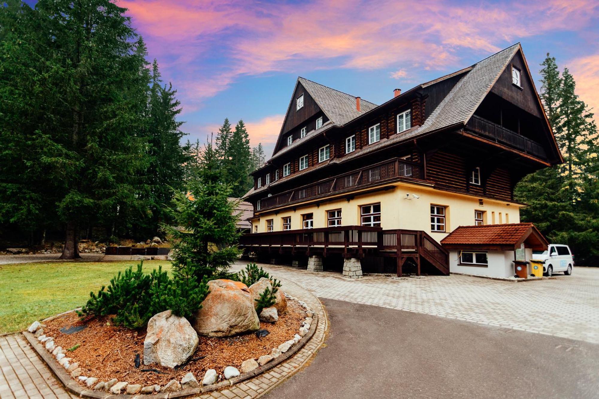 Mikulášska Hotel